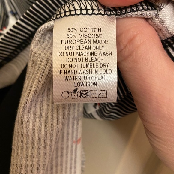 NY 77 top. Black with cute design. Loose fitting but size S. Never worn. - Picture 3 of 5